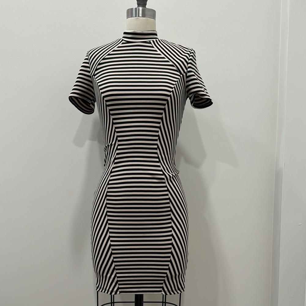 NWOT AKIRA Black and White Bodycon Dress with Short Raglan Sleeves and Mock Neck